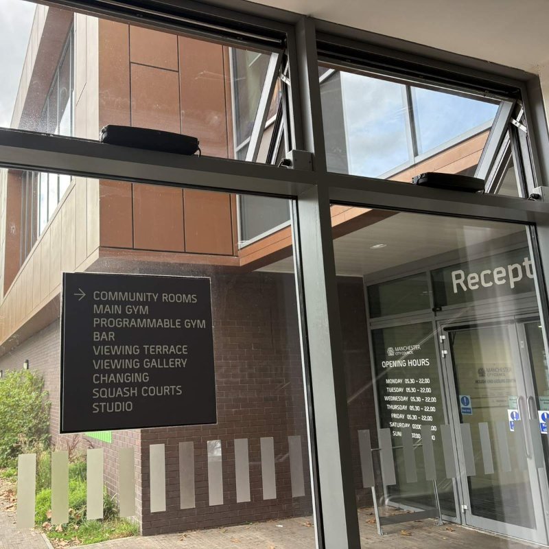 Hough End Leisure Centre, squash courts and facilities, photo 5